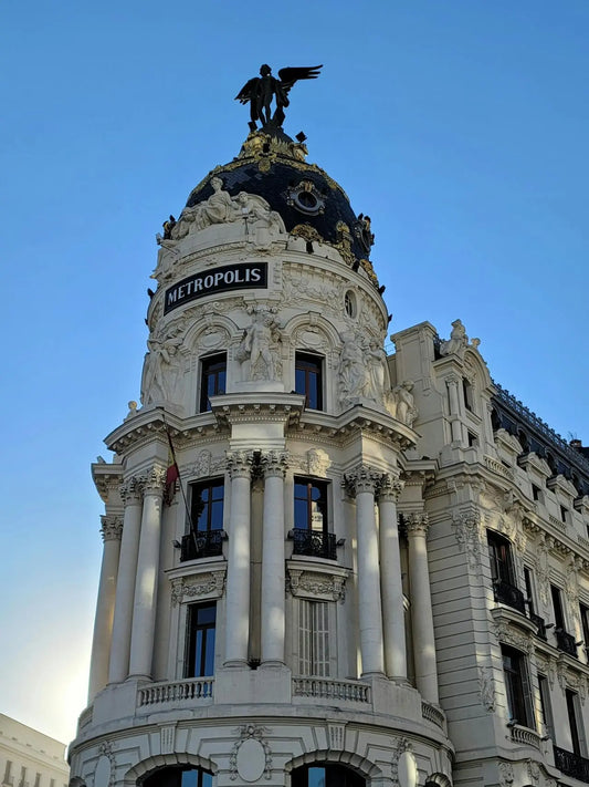 Metropolis byggingin í Madrid á Spáni í miðborginni nálægt Gran Vía